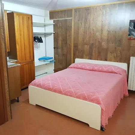 Santa Lucia Apartment *